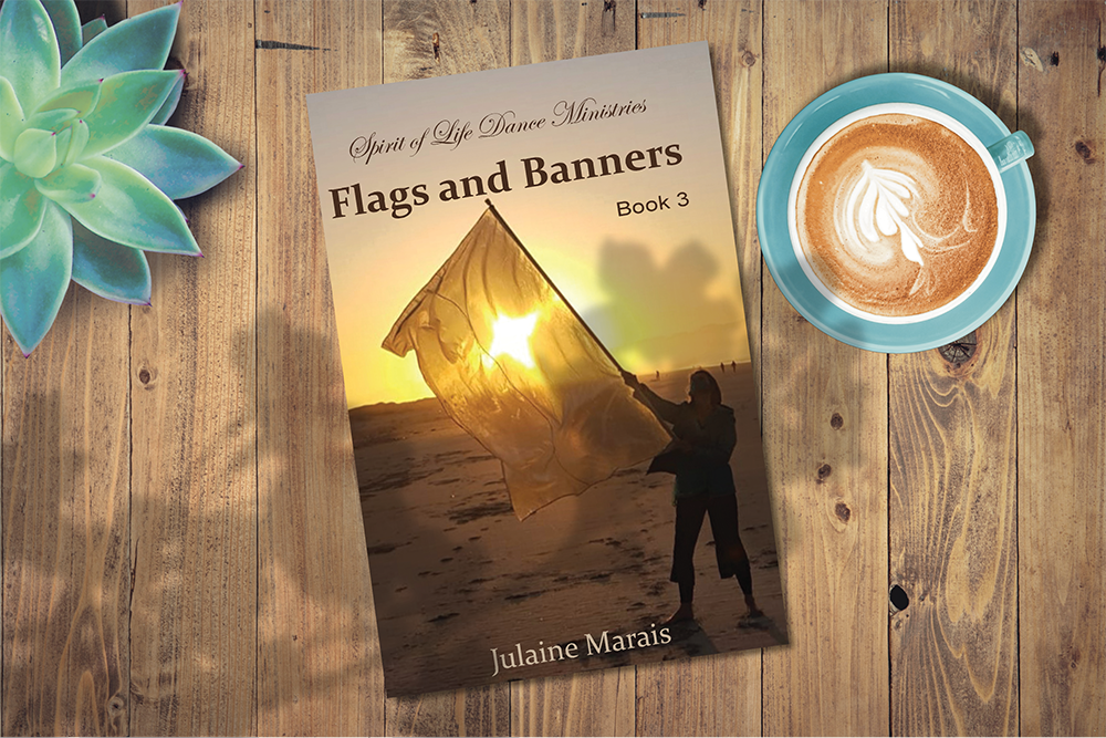 Flag and Banners Book 3 - Julaine Marais